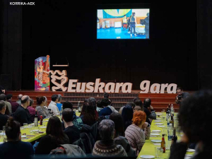 24. Korrikak Errigora omendu du Durangoko Plateruena kultur aterpean